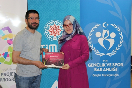 TİMAV, geleceği̇n yazarlarını yeti̇şti̇ri̇yor