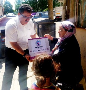 AKİMMED’den gıda paketi yardımı