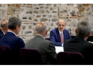 Başbakan Yardımcısı Kurtulmuş, DEİK heyetini kabul etti