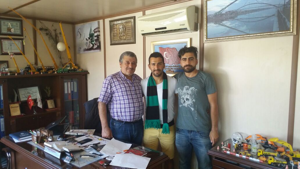 Sarayönü, transferi sürdürüyor