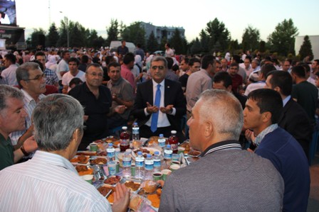 Konya Şeker ailesi iftarda buluştu