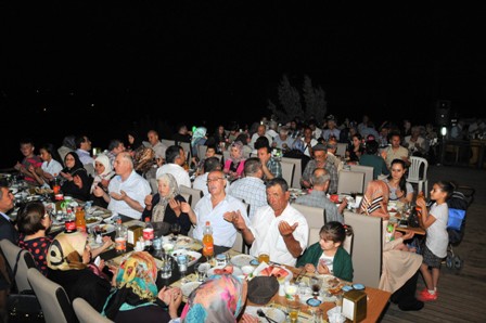 Akşehir’de şehit ailelerine iftar