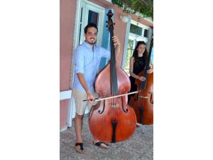 Ayvalık Uluslararası Müzik Akademisi