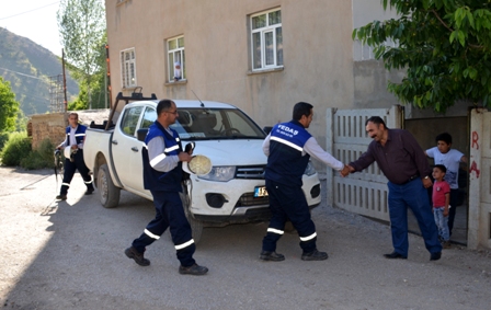 Bitlisliler karanlıkta kalmasın diye mesai harcıyorlar