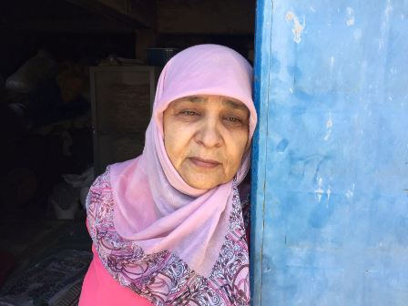 Tek hayali okuyup babasına destek olmaktı