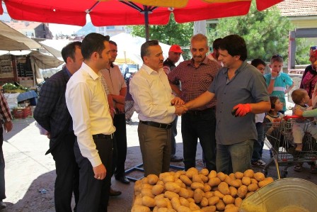 Pazarcılar el terminaliyle takip ediliyor