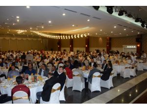 Akyurt Belediyesi esnafı iftarda buluşturdu