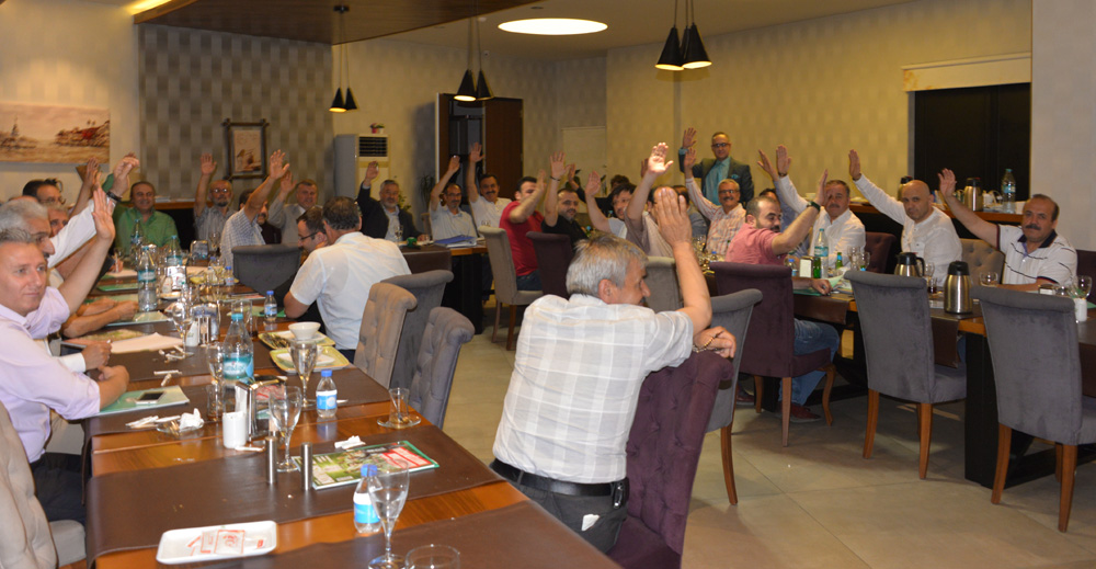 Kartal, yaşını büyütüyor