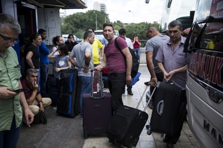 İstanbul Otogarında bayram yoğunluğu
