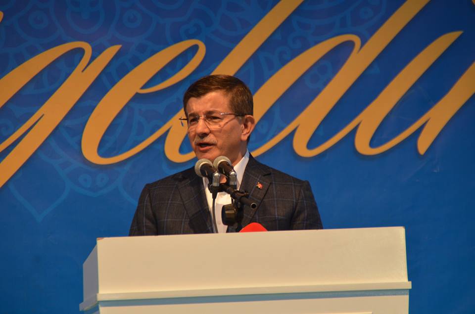 Davutoğlu İftarda Konyalılarla Buluştu