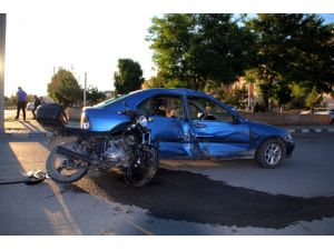 Sivas'ta trafik kazası: 3 yaralı