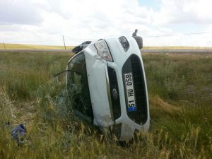 Kangal'da trafik kazası: 3 yaralı