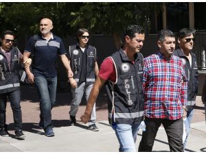 İzmir merkezli FETÖ/PDY operasyonu