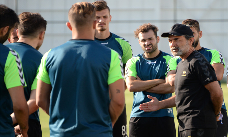 "Kocaman, Fenerbahçe'ye gitmek üzere izin istemiştir"