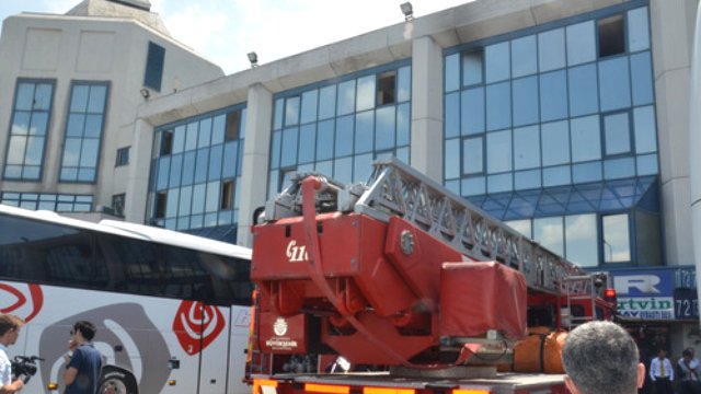 Büyük İstanbul Otogarı'nda yangın