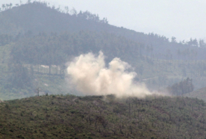 Esed rejimi Cebel Ekrad'da saldırı başlattı