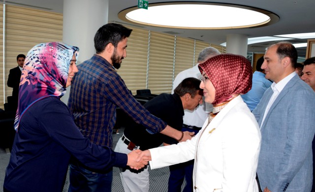 Meram ailesi bayramlaştı