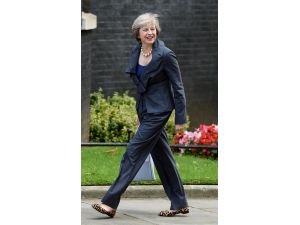 İngiliz kabinesi Cameron'ın liderliğinde son kez toplandı