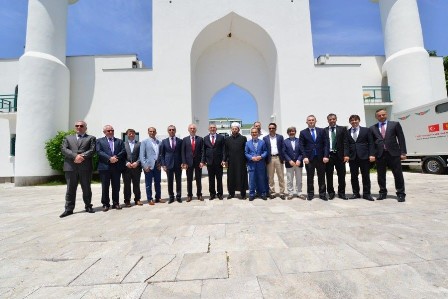 Belediyeler Birliği'nden Karadağlı Müslümanlara destek