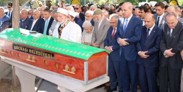 Erbakan Hoca'nın danışmanı son yolculuğuna uğurlandı
