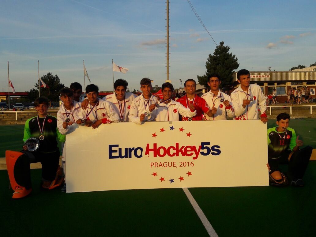 Hokeyde gurur tablosu