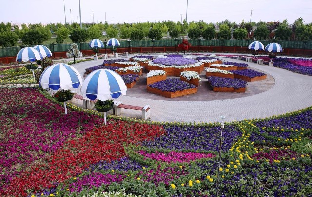 Selçuklu'nun yeni gözdesi "Selçuklu Çiçek Bahçesi"