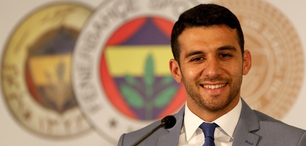İsmail Köybaşı resmen Fenerbahçe'de
