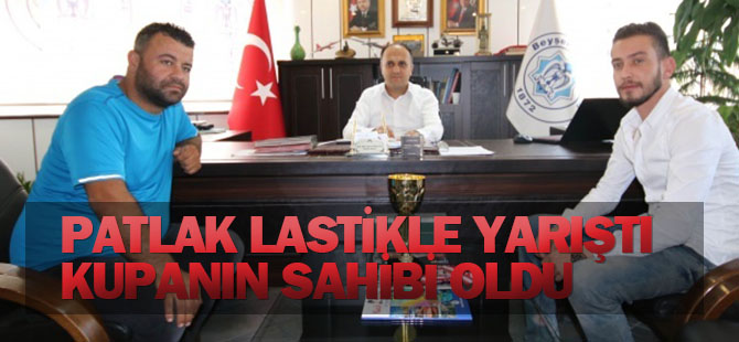 Patlak lastikle yarıştı, kupanın sahibi oldu