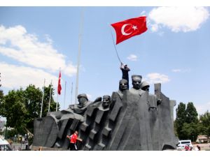 FETÖ'nün darbe girişimine tepkiler