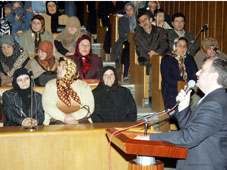 700 öğrenciye eğitim yardımı
