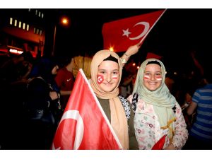 FETÖ'nün darbe girişimine tepkiler