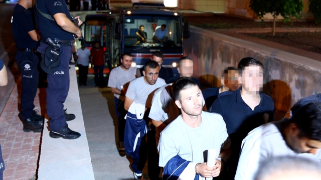 Konya Jandarma Bölge Komutanlığı Kurmay Başkanı Kurmay Albay Mustafa Sakaoğlu tutuklandı