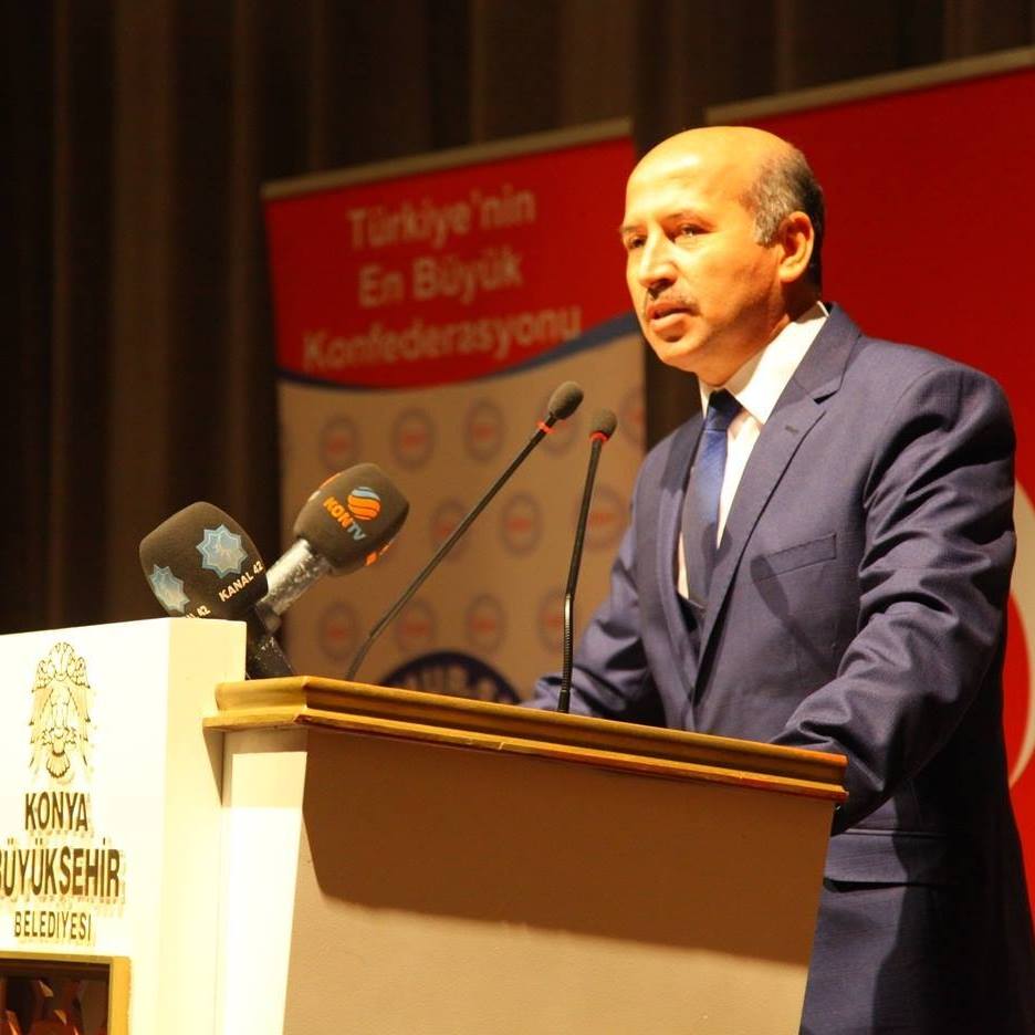Şenol Metin: YÖK yine inisiyatif alamadı