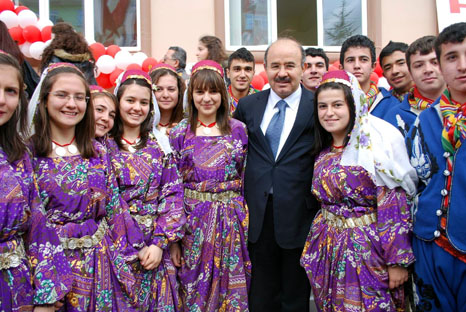 "Dünkü açılışlarda çocuklar üşümedi"