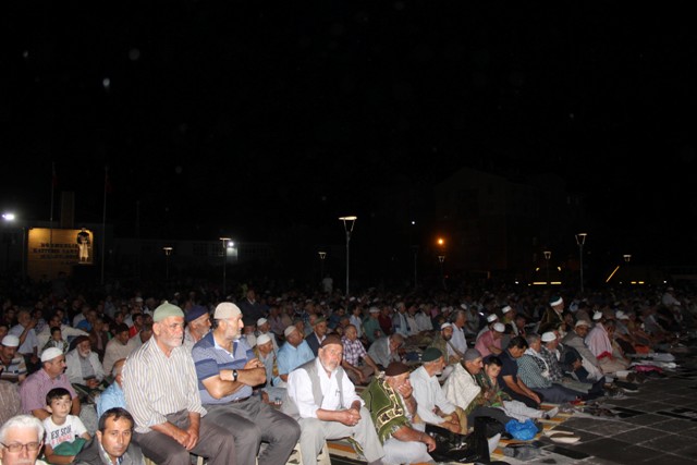 Karapınar'da şehitler için mevlit okutuldu