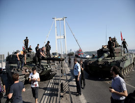 Darbe girişimi sırasında şehit olan sivillere de maaş