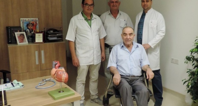 Bacağı kesilmekten kurtuldu