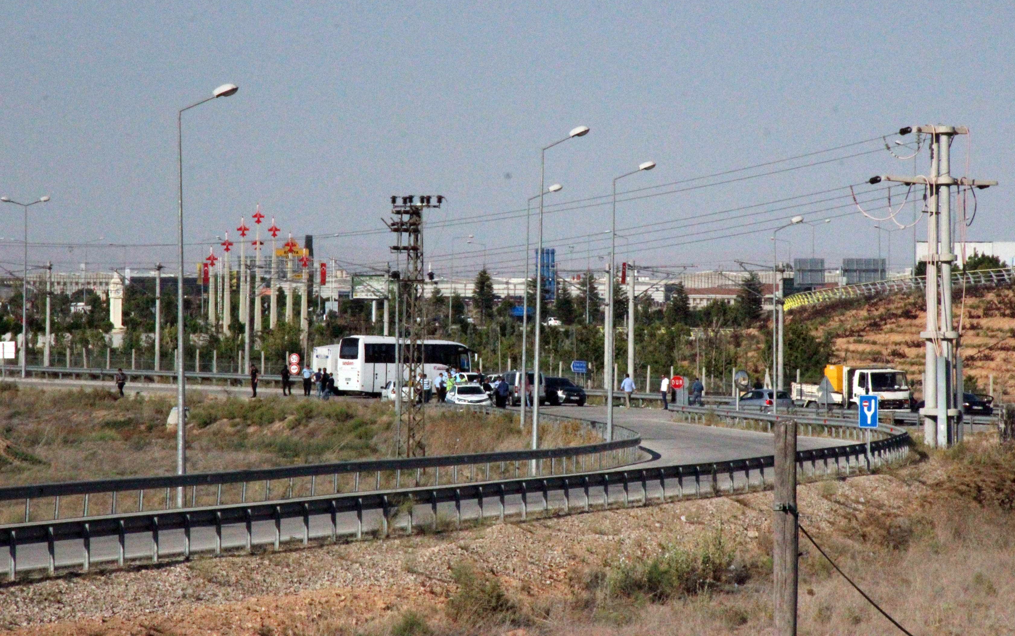 Yüzbaşıyı şehit eden astsubay, Öksüz ile görüşen müdürün oğlu çıktı