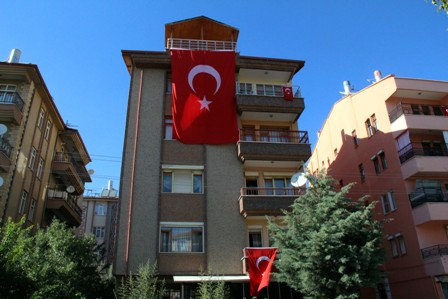 Konyalı şehit polisin evinde yas