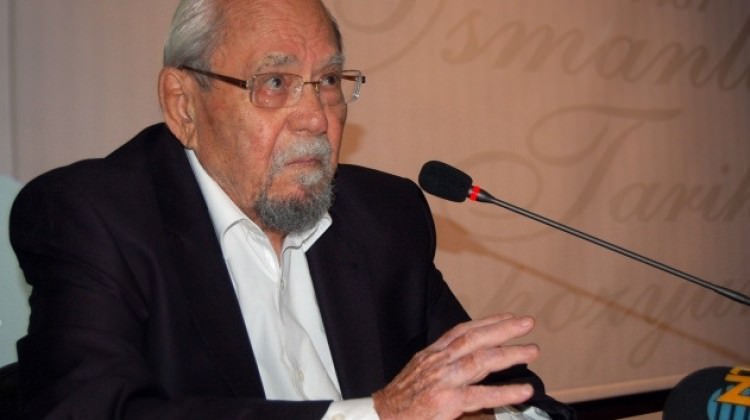 Tarihçi-yazar Prof. Dr. İnalcık hayatını kaybetti