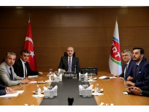 Kurtulmuş, TRT yöneticileriyle bir araya geldi