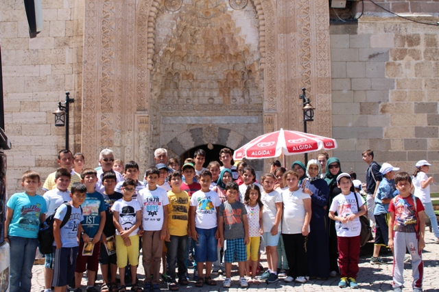 Antalyalı öğrenciler Beyşehir'i gezdi