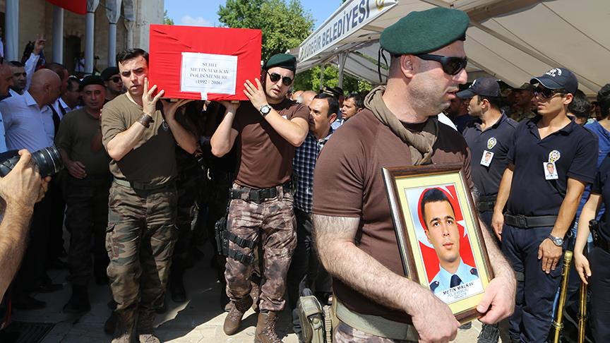 Şehit polis Malkav son yolculuğuna uğurlandı