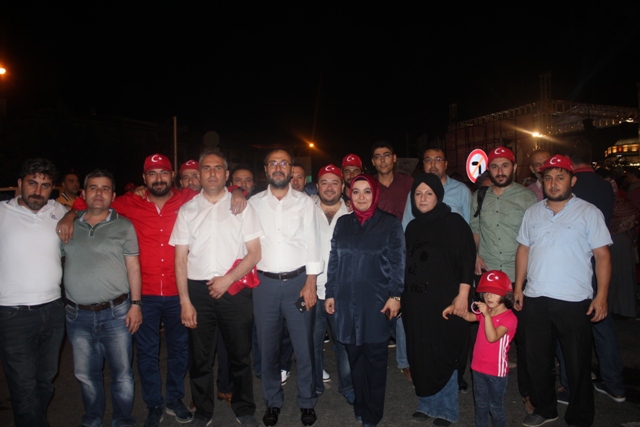ASKON meydanları boş bırakmıyor