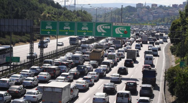 Köprü ve otoyollar saniyede 40 lira kazandırdı