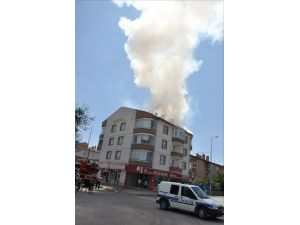Kayseri'de çatı yangını
