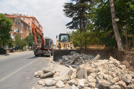 Halkapınar yolunu genişletiliyor
