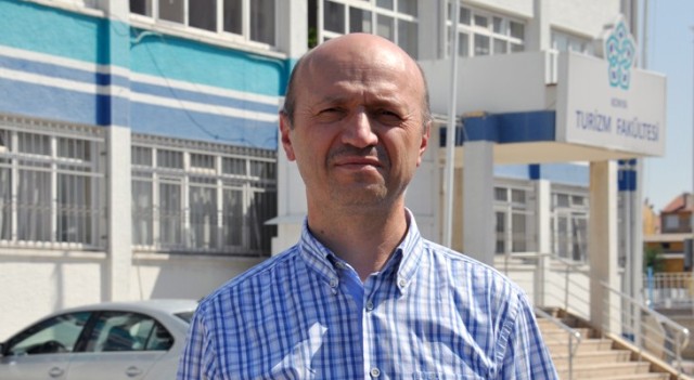 NEÜ Turizm Öğrencileri deneyimli mezun oluyor