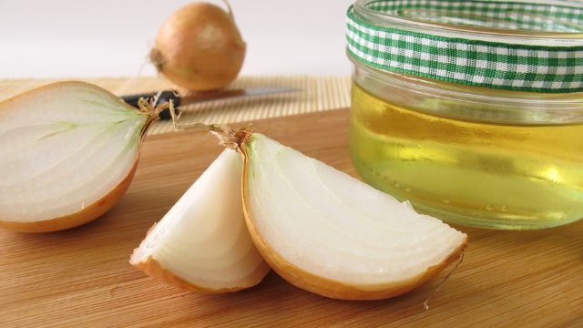 Saçları Uzatan Soğan Kürü