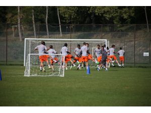 Adanaspor Teknik Direktörü İpekoğlu: